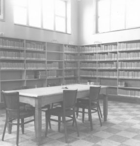 Bibliotheek interieur 1951
